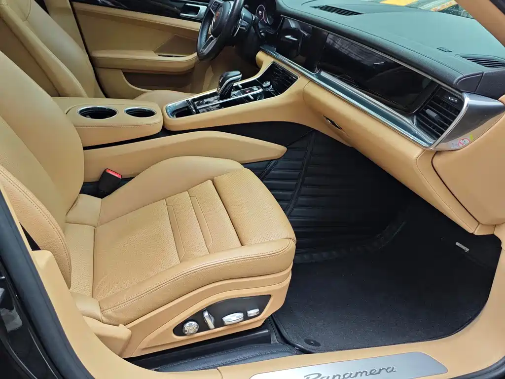 Porsche Panamera — миниатюра 5