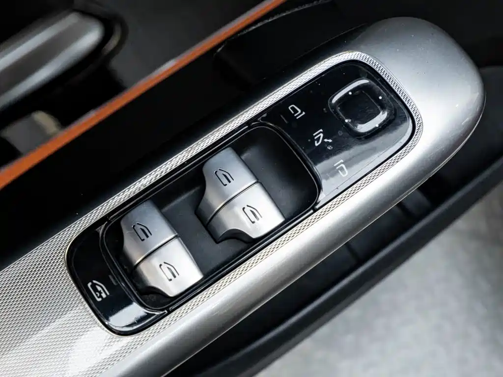 Mercedes-Benz GLC — миниатюра 22