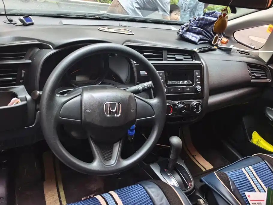 Honda Fit — миниатюра 12