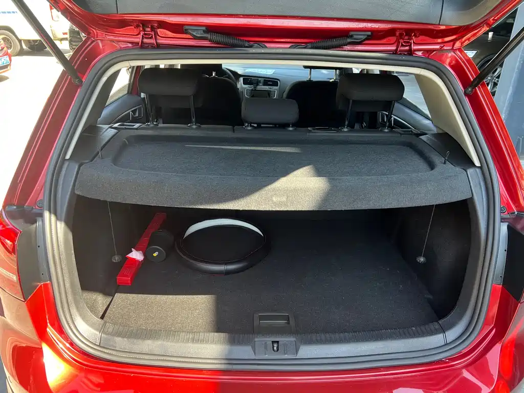 Volkswagen Golf — миниатюра 5