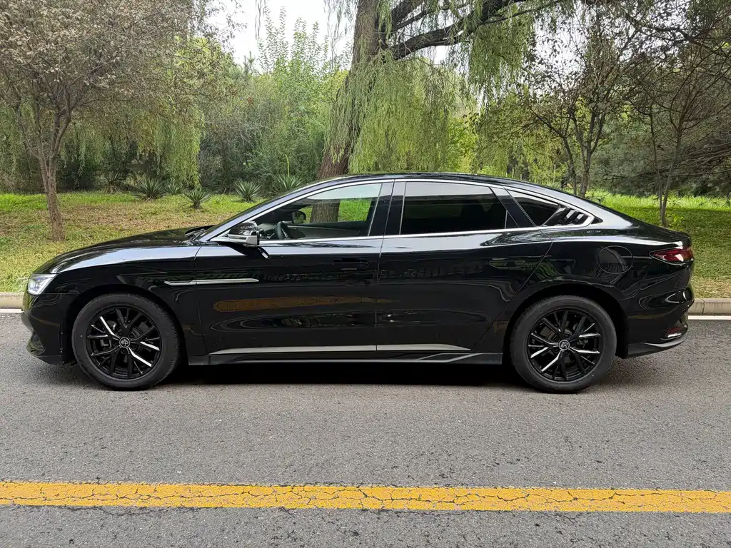 BYD Han — миниатюра 3