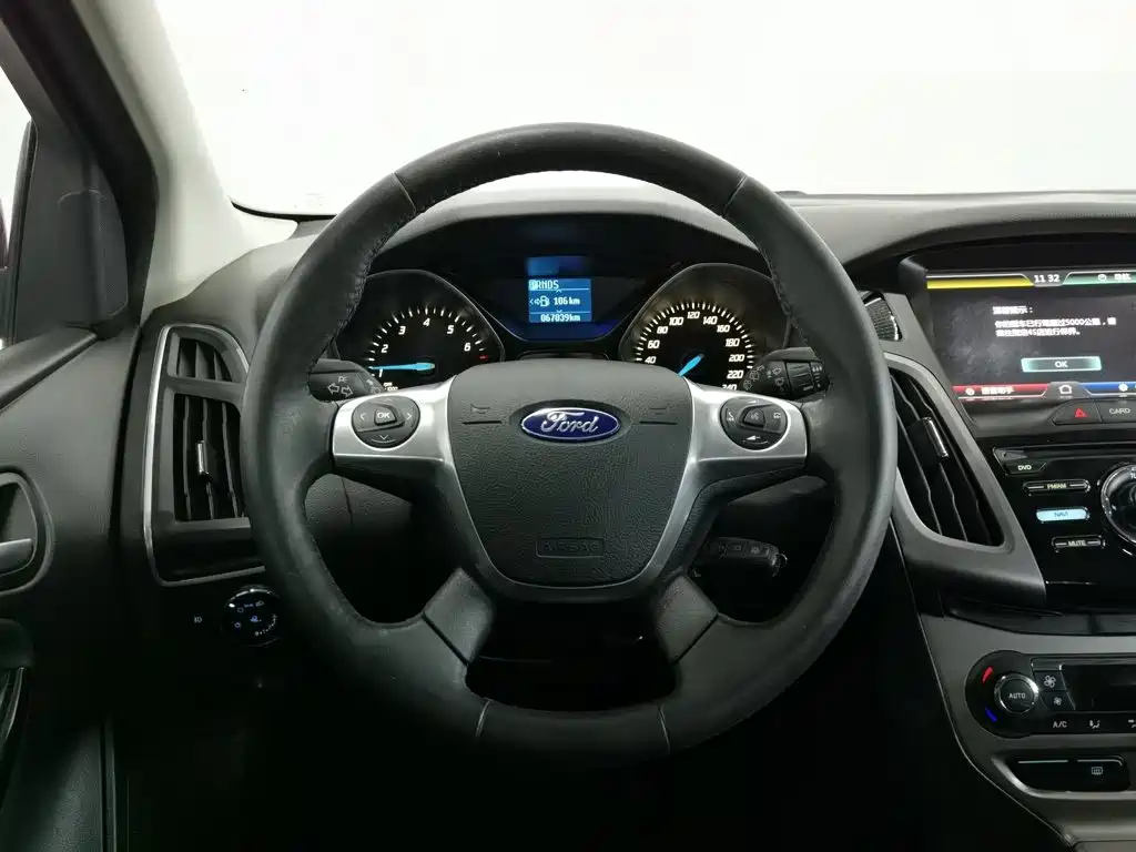 Ford Focus — миниатюра 11