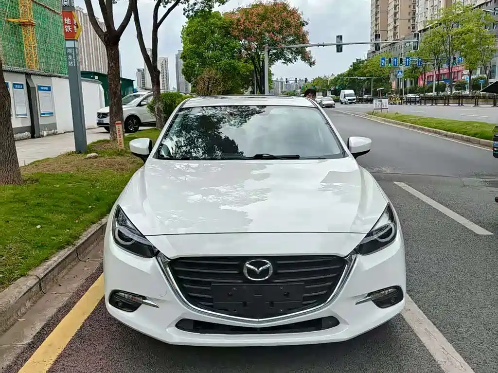 MAZDA 3 ANGKESAILA
