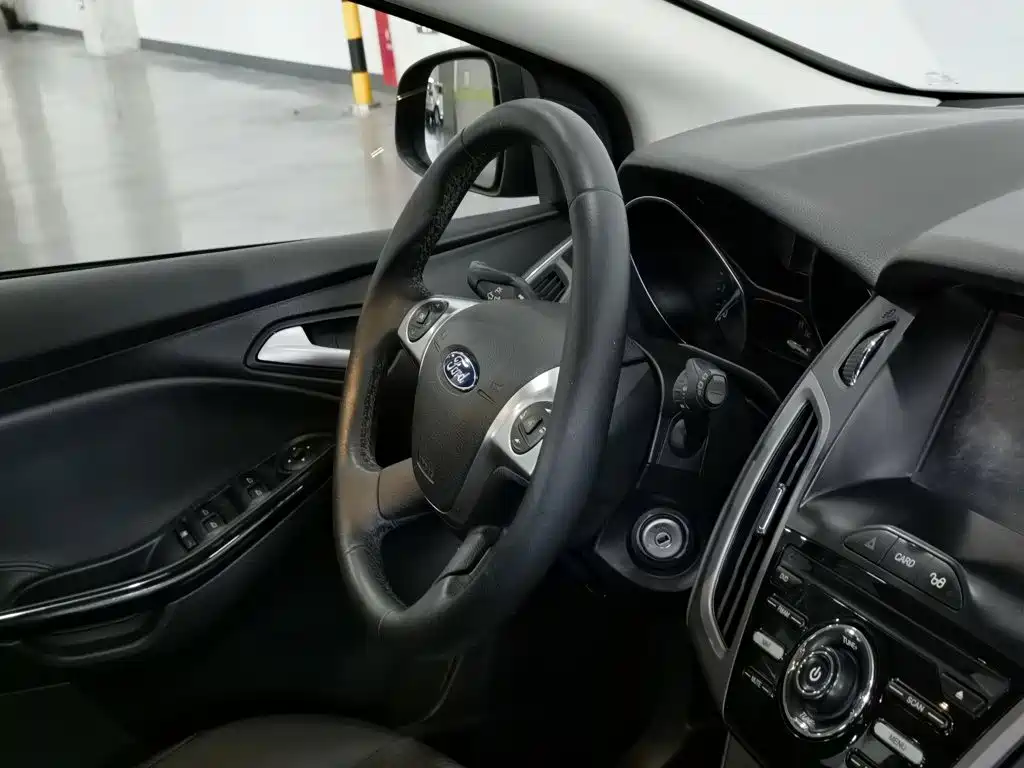 Ford Focus — миниатюра 22