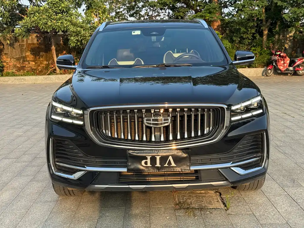 Geely Xingyue L — миниатюра 2