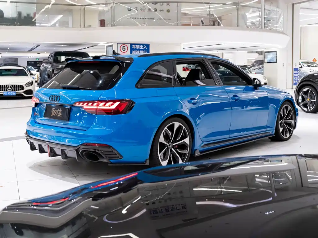 Audi RS 4 2020 RS 4 2.9T Avant