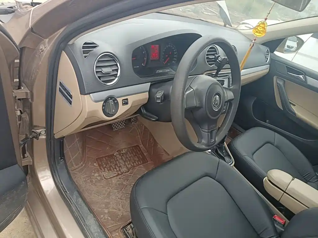 Volkswagen Jetta — миниатюра 10