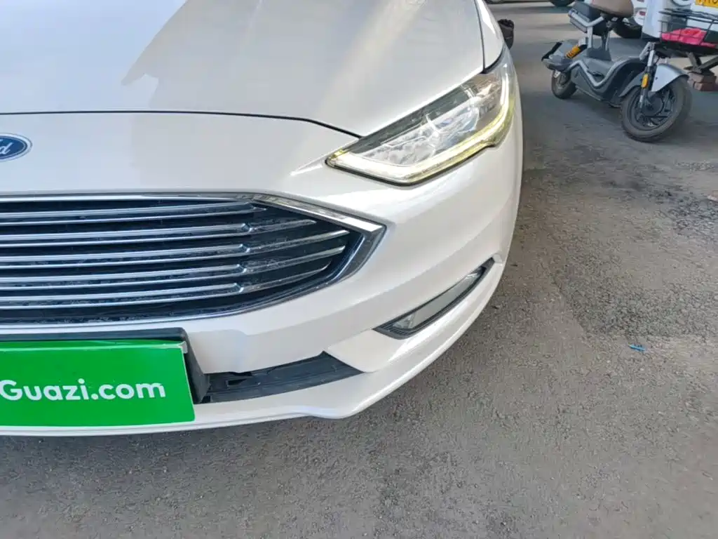 Ford Mondeo — миниатюра 24