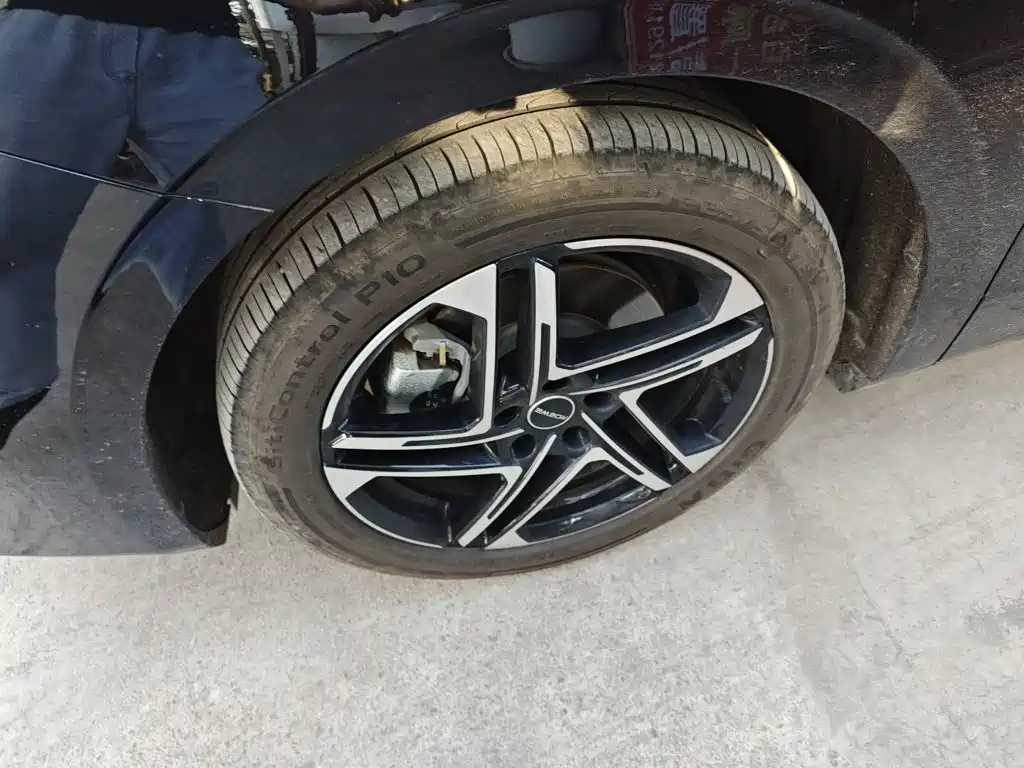 Roewe D7 — миниатюра 23