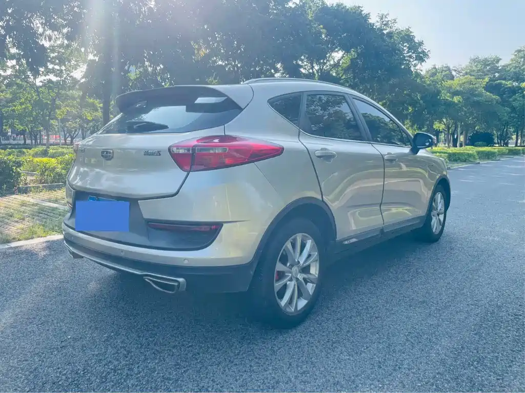 Geely Emgrand GS — миниатюра 8