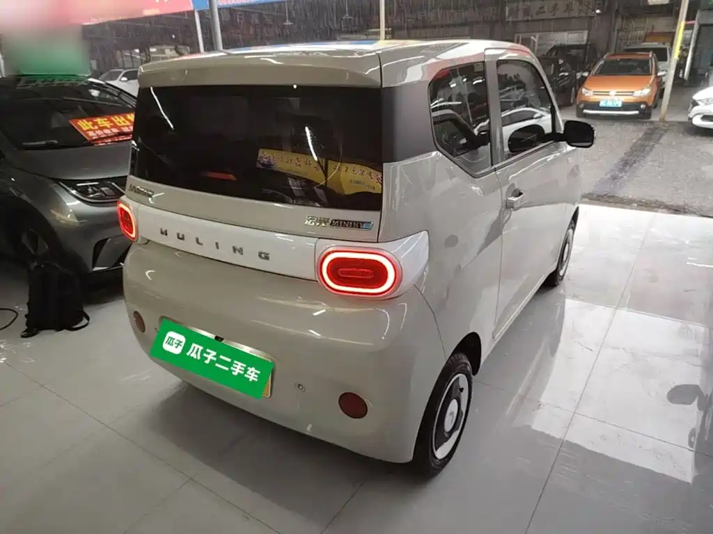 Wuling MINIEV — миниатюра 7
