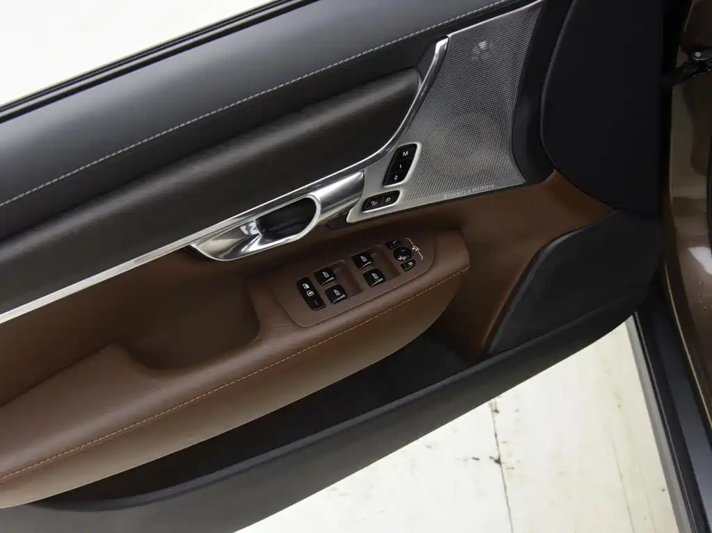 Volvo V90 — миниатюра 9