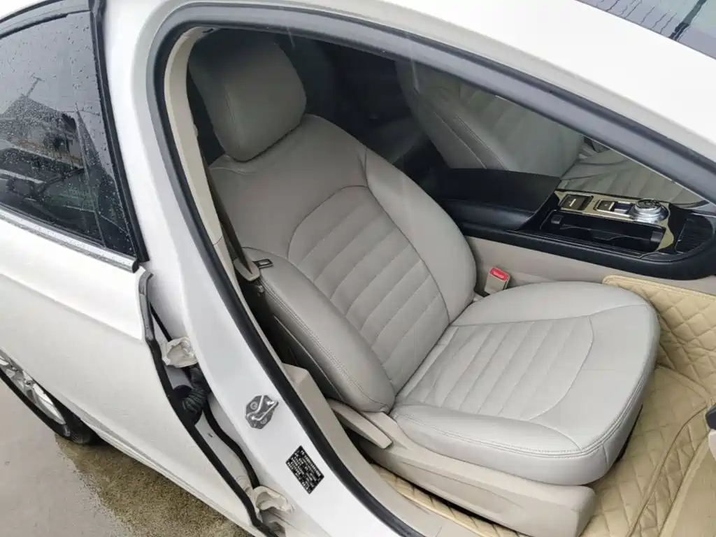 Ford Mondeo — миниатюра 25