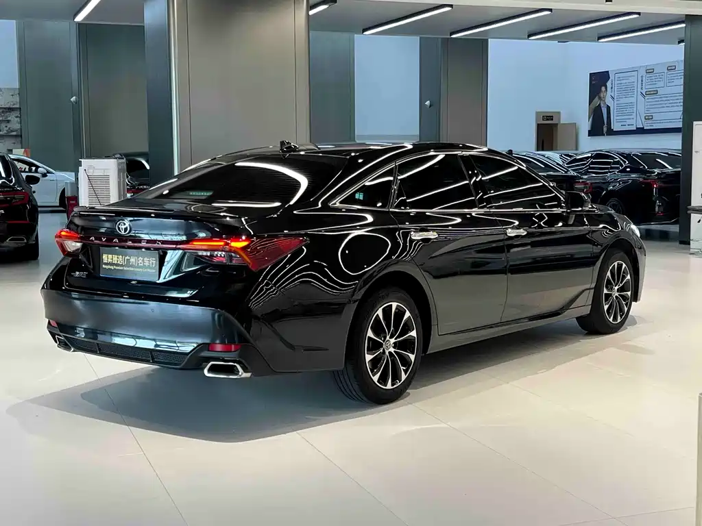 Toyota Avalon 2023 2.5L Luxury