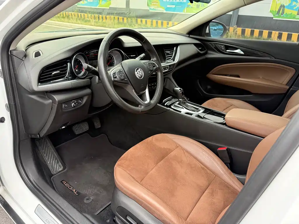 Buick Regal — миниатюра 8