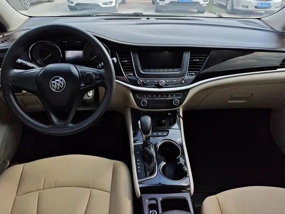 Buick Verano — миниатюра 11