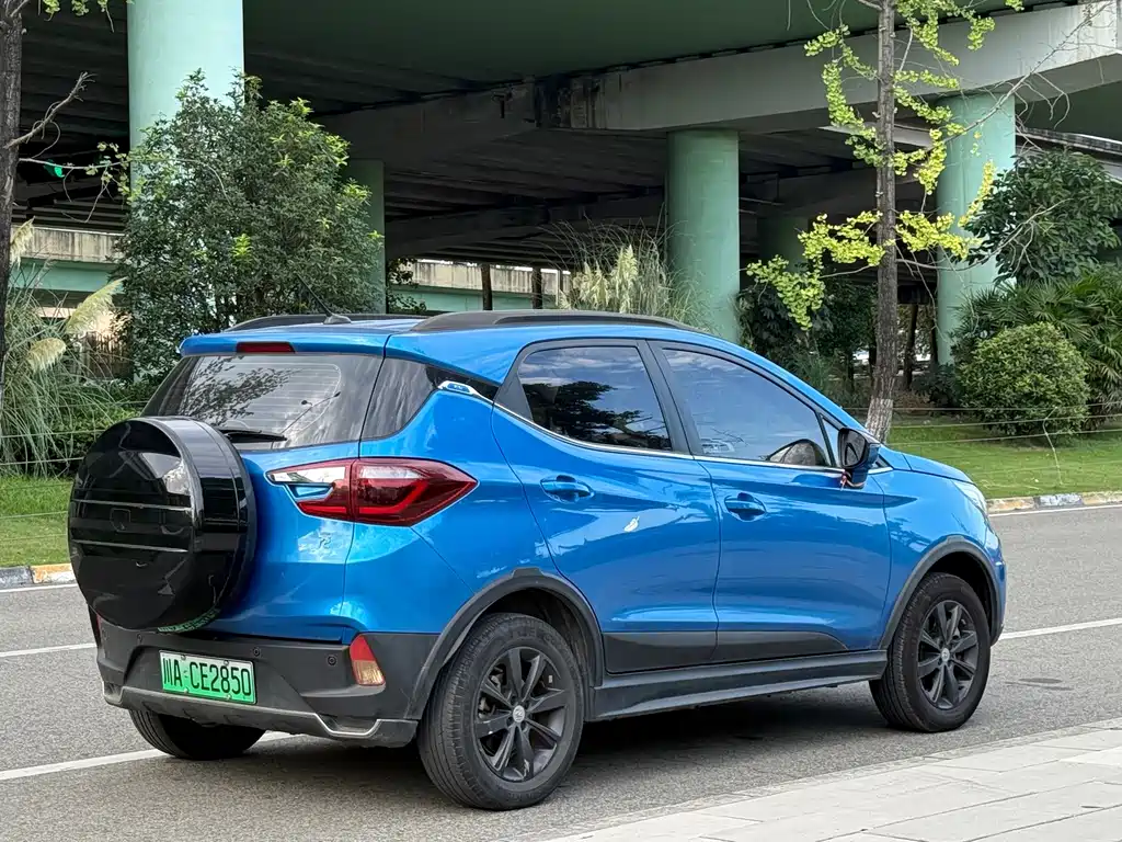 BYD Yuan EV — миниатюра 5