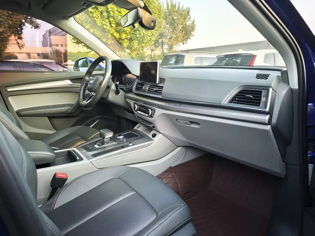 Audi Q5L — миниатюра 4