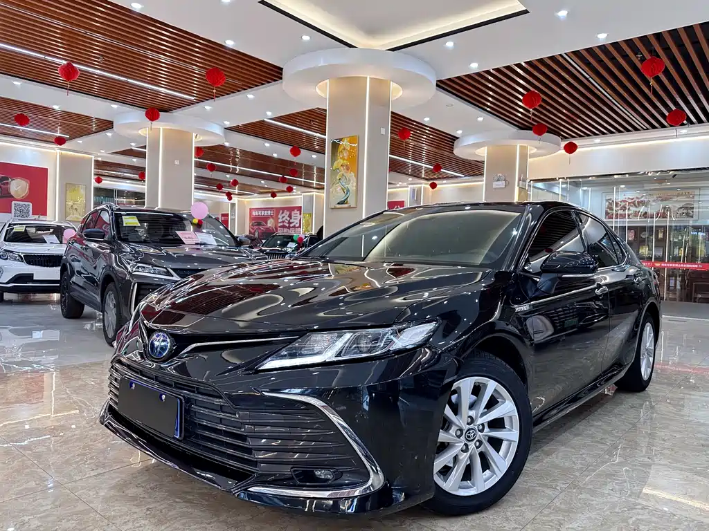 Toyota Camry 2022