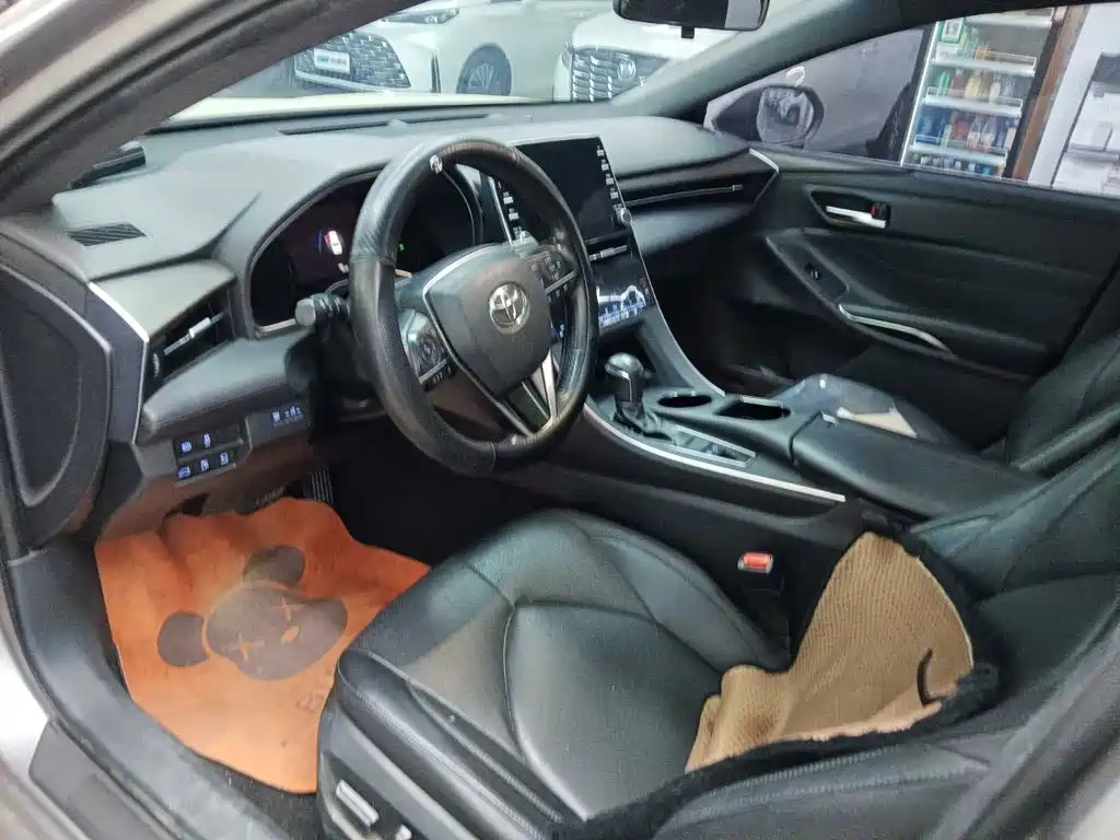 Toyota Avalon — миниатюра 7