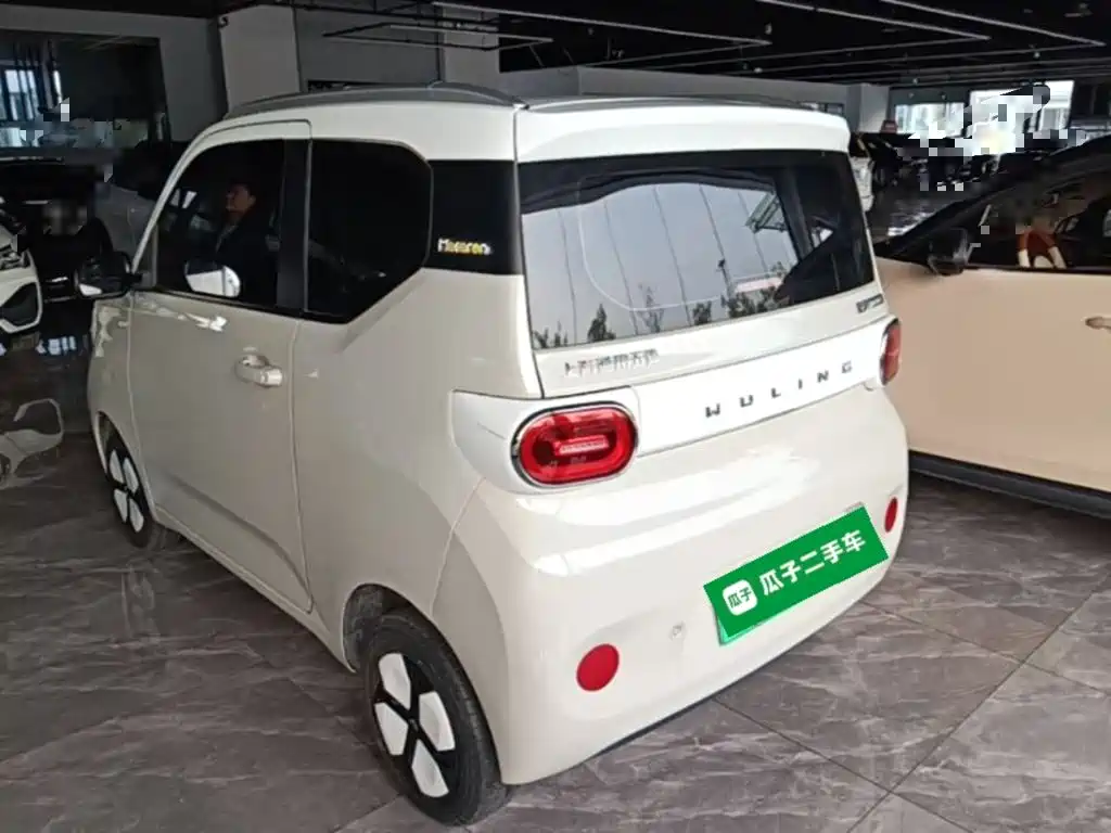 Wuling MINIEV — миниатюра 5