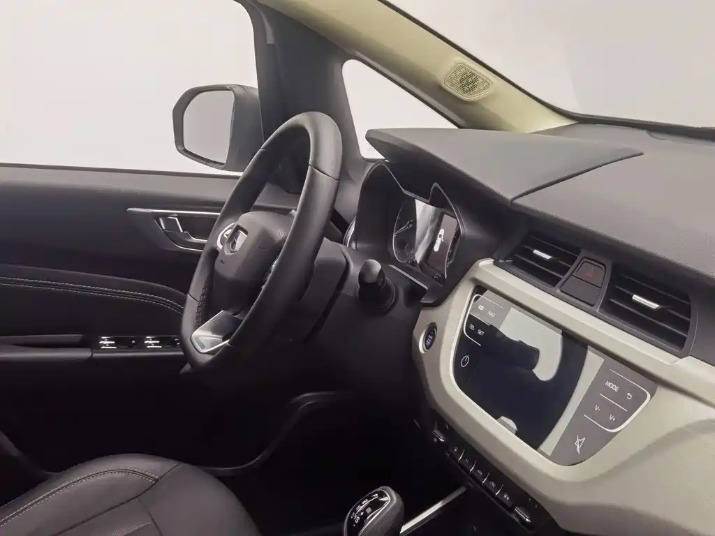 Geely Vision X3 — миниатюра 22