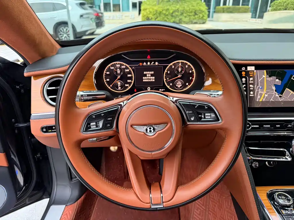 Bentley Flying Spur — миниатюра 9