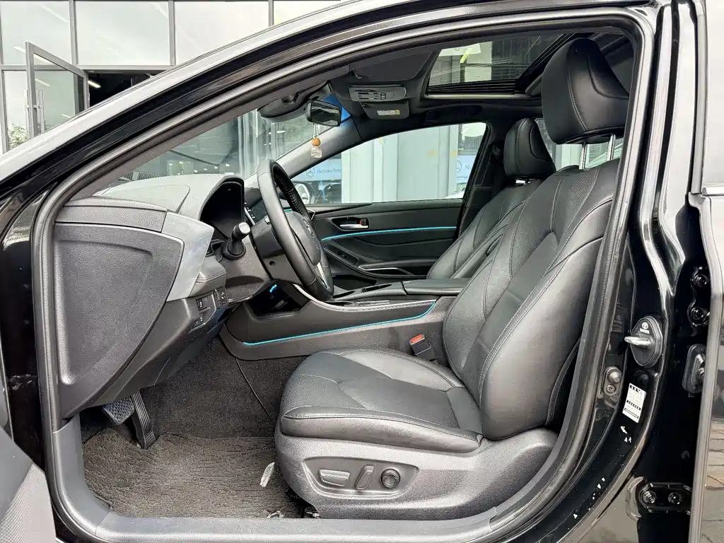 Toyota Avalon 2019 2.0L XLE Premium VI