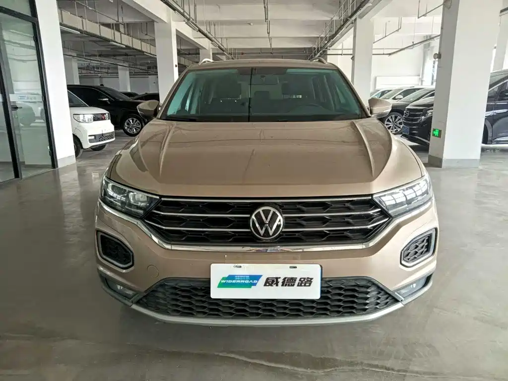 Volkswagen T-Roc — миниатюра 2