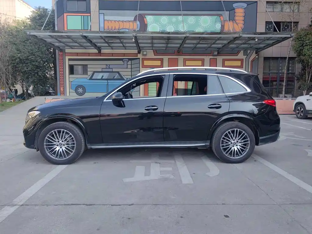 Mercedes-Benz GLC — миниатюра 23