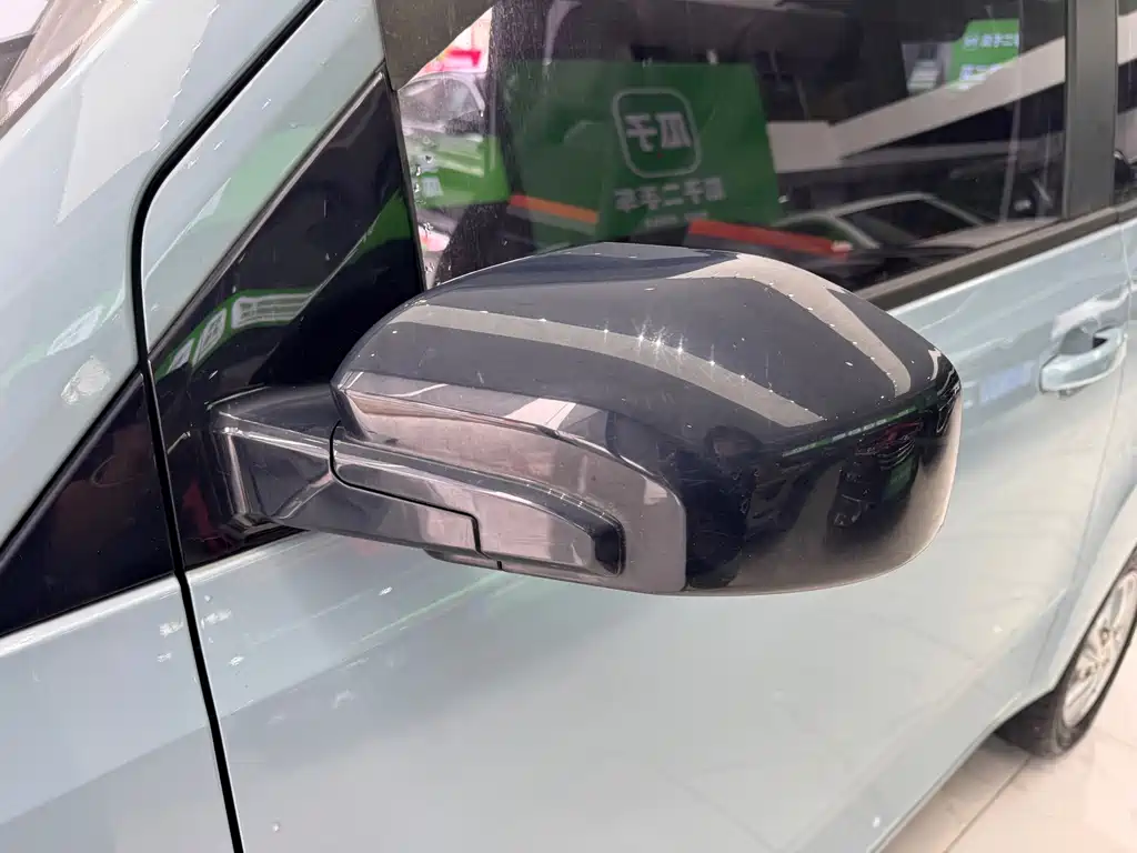 Wuling MINIEV — миниатюра 12