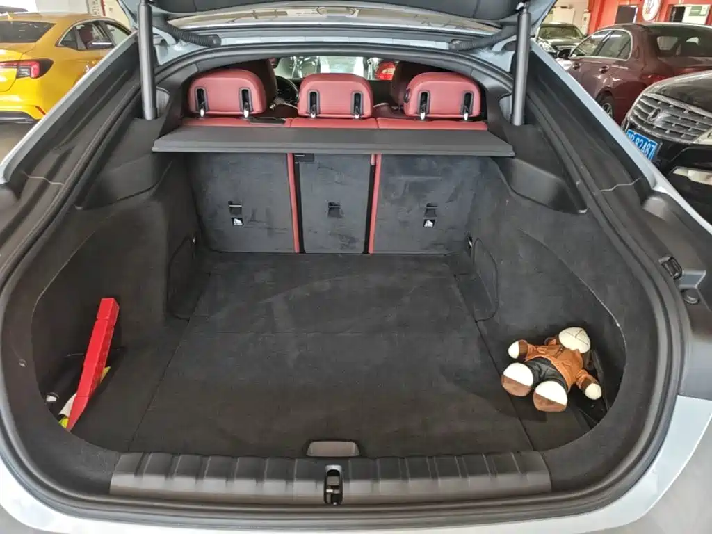 BMW i4 — миниатюра 19