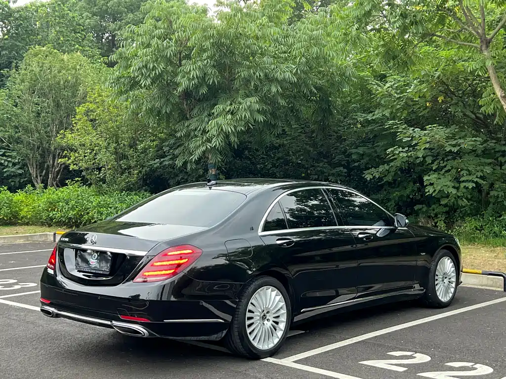 Mercedes-Benz S-Class — миниатюра 17
