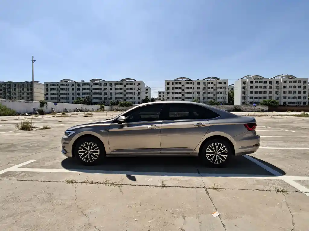 Volkswagen Sagitar — миниатюра 9