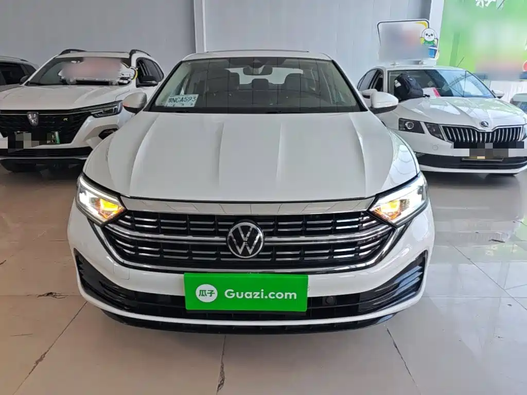 Volkswagen Sagitar — миниатюра 3