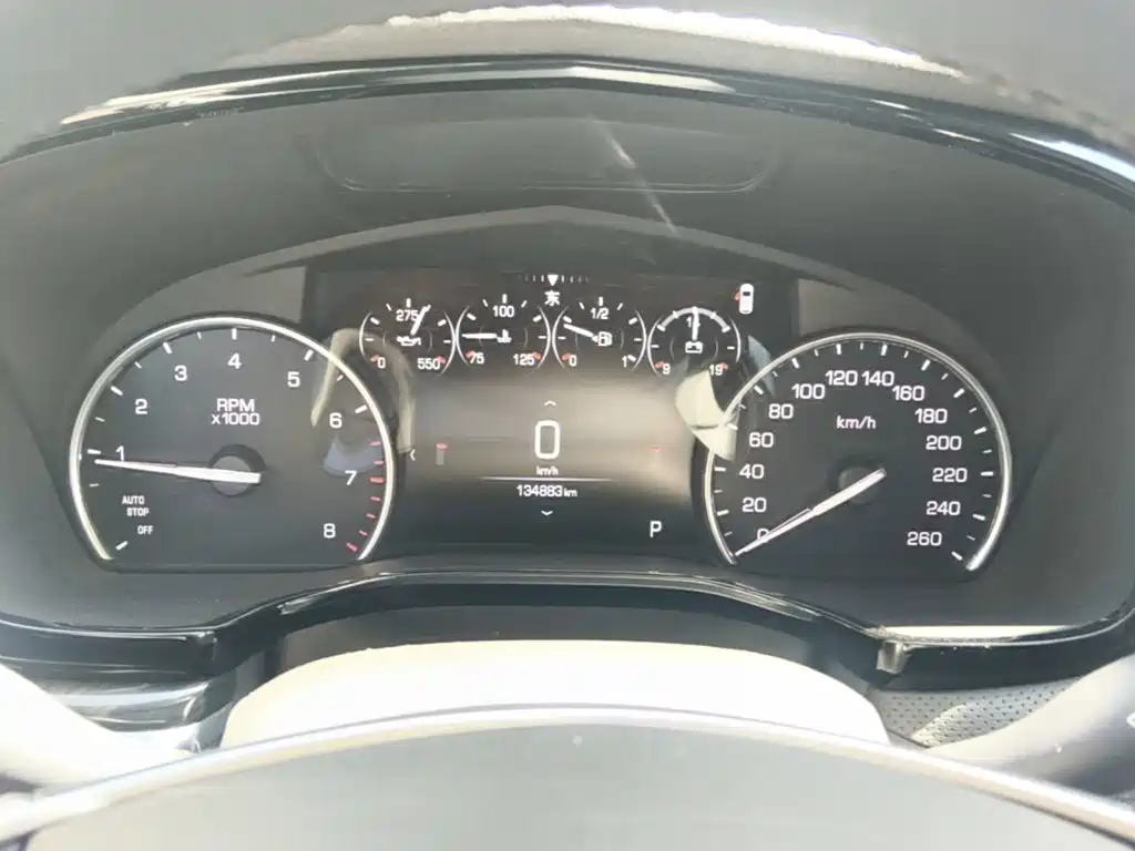 Cadillac XT5 — миниатюра 12