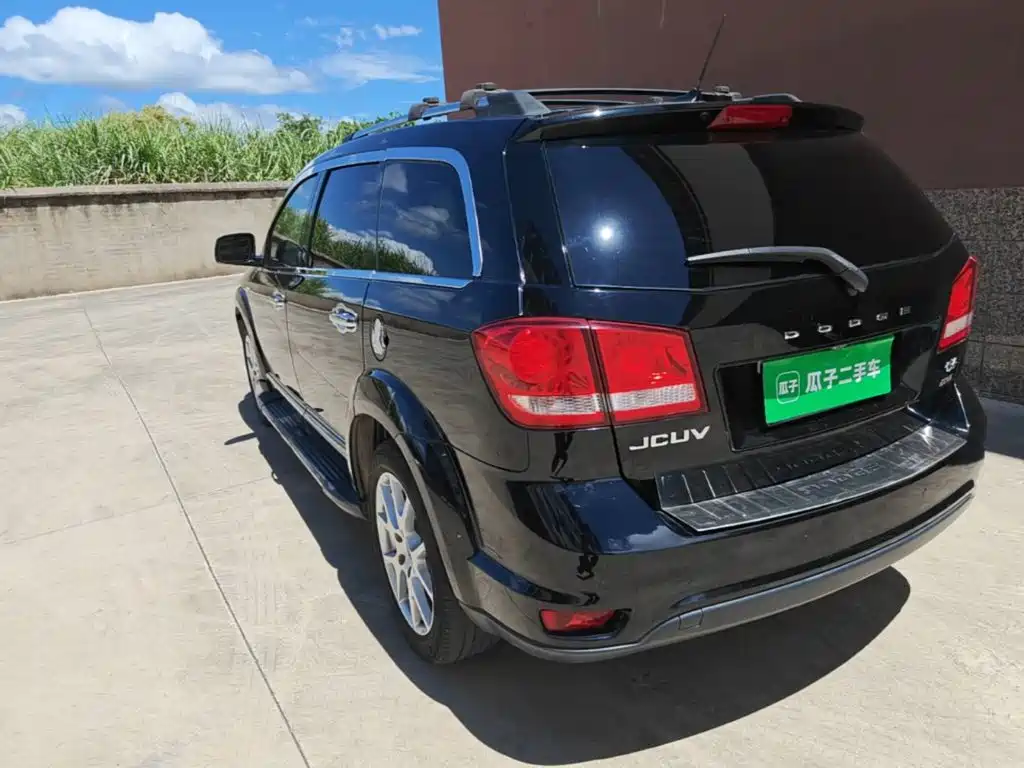 Dodge Journey — миниатюра 5