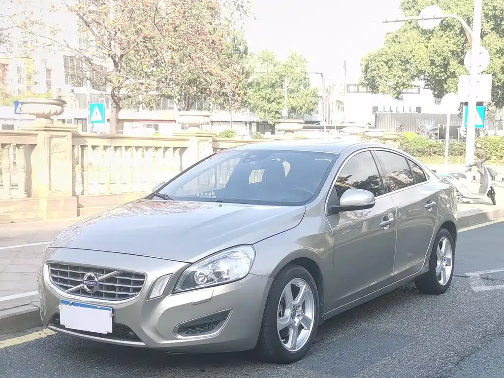 Volvo S60 (Import) 2013
