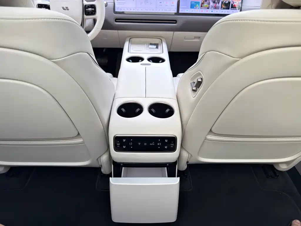 Li Auto Li i8 — миниатюра 22