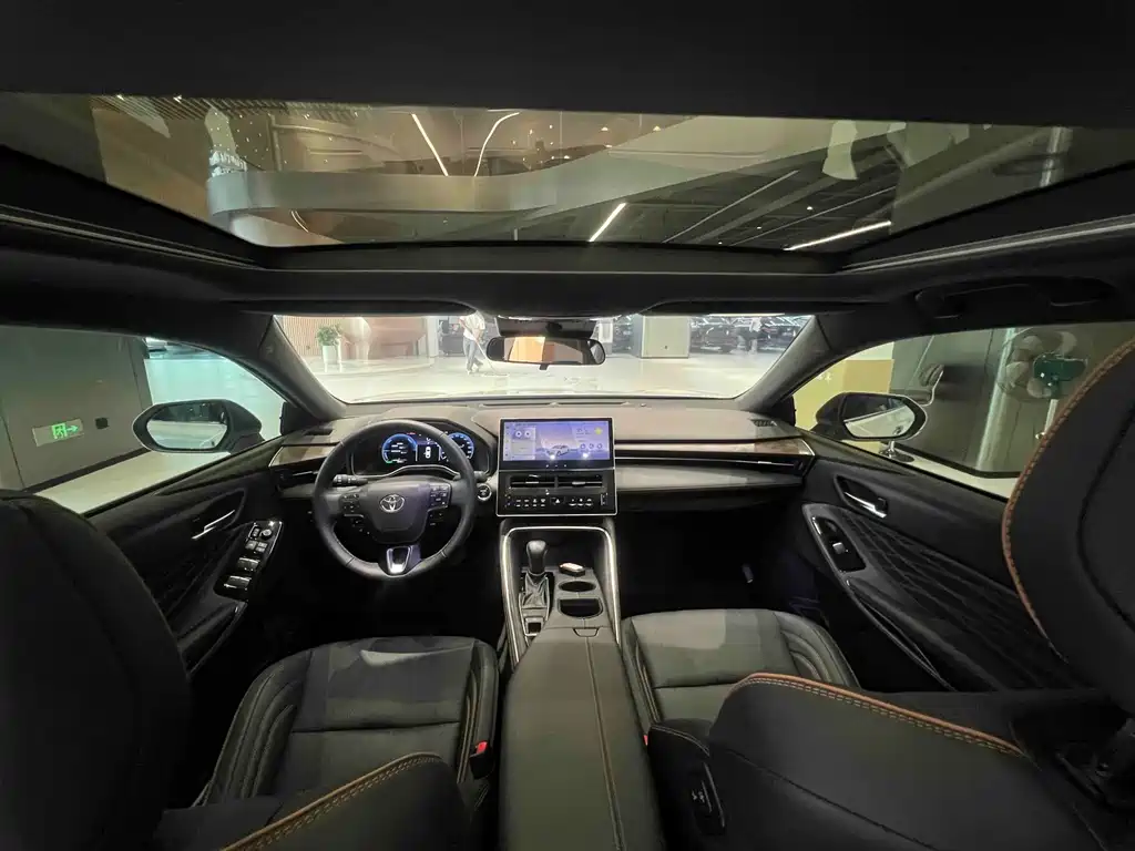 Toyota Avalon — миниатюра 10