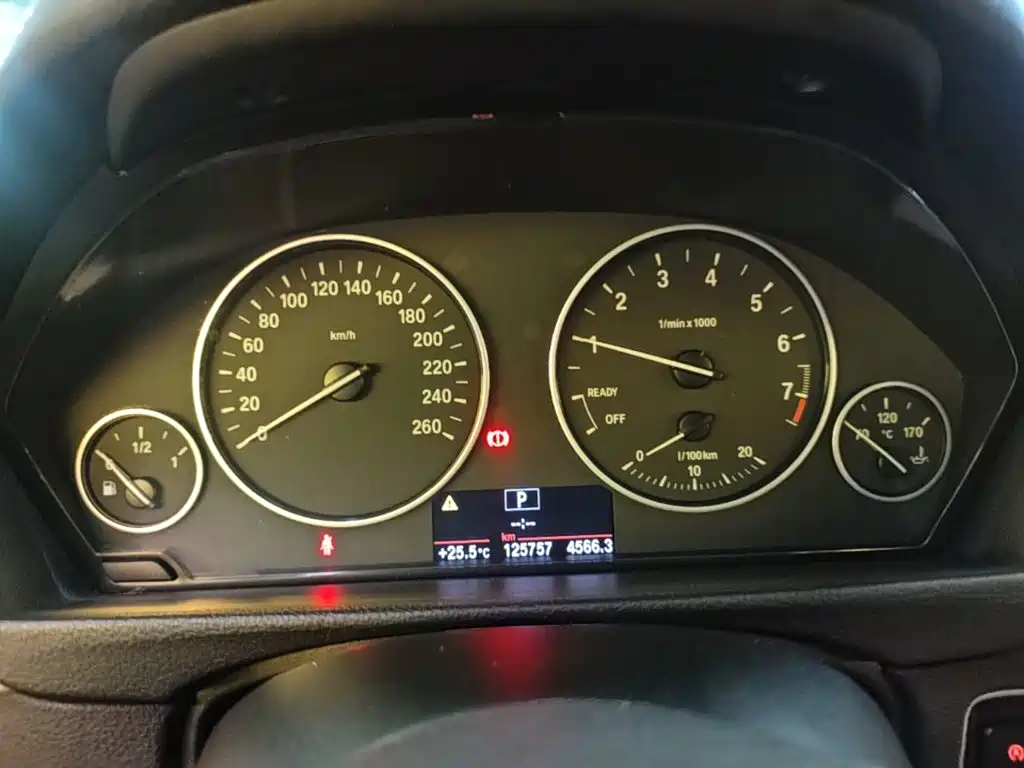 BMW 3 Series — миниатюра 12