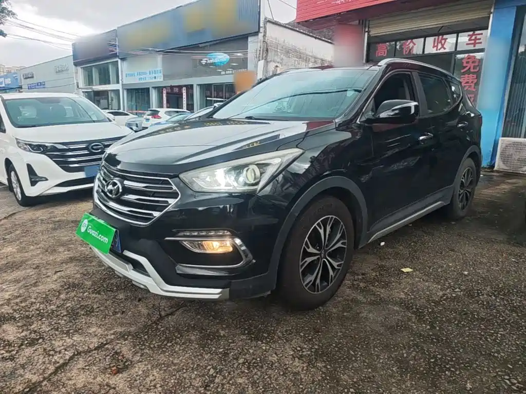 Hyundai Santa Fe — миниатюра 2