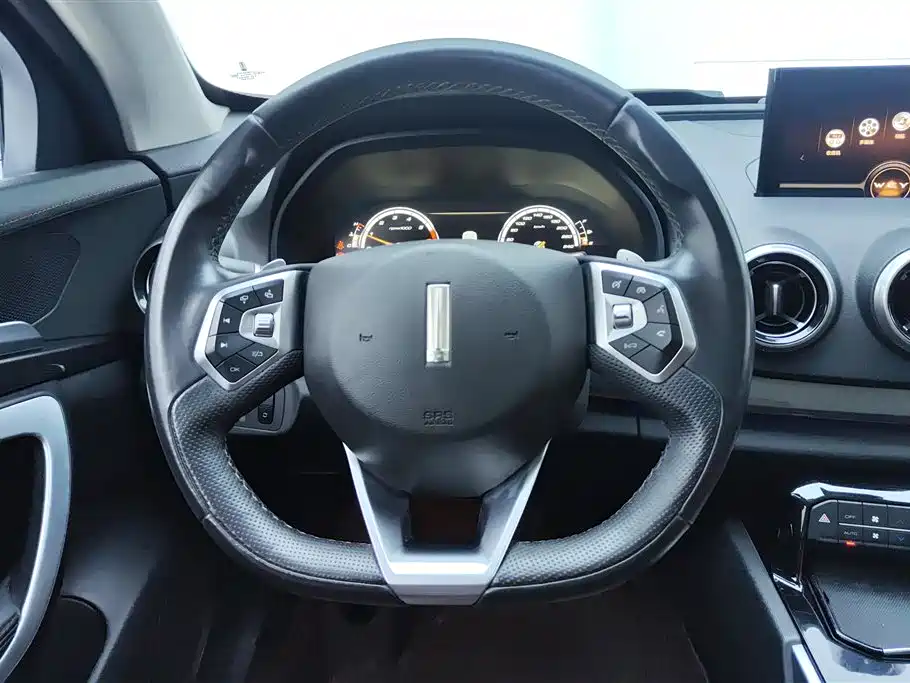 WEI PAI WEI BRAND VV7