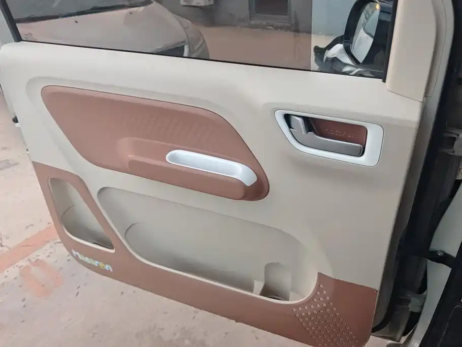 Wuling MINIEV — миниатюра 9