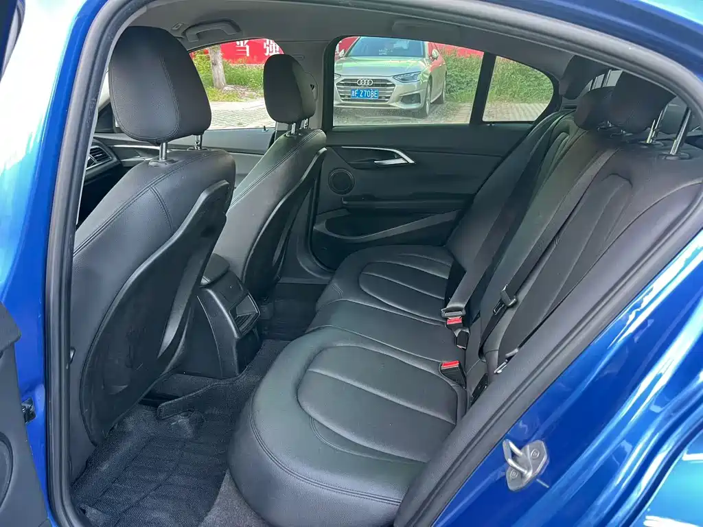 BMW 1 Series — миниатюра 5