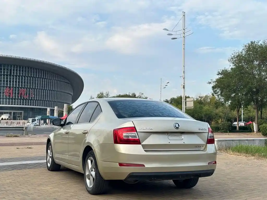 Skoda Octavia — миниатюра 6