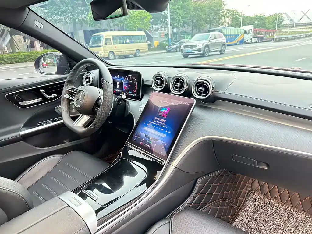 Mercedes-Benz C-Class — миниатюра 9