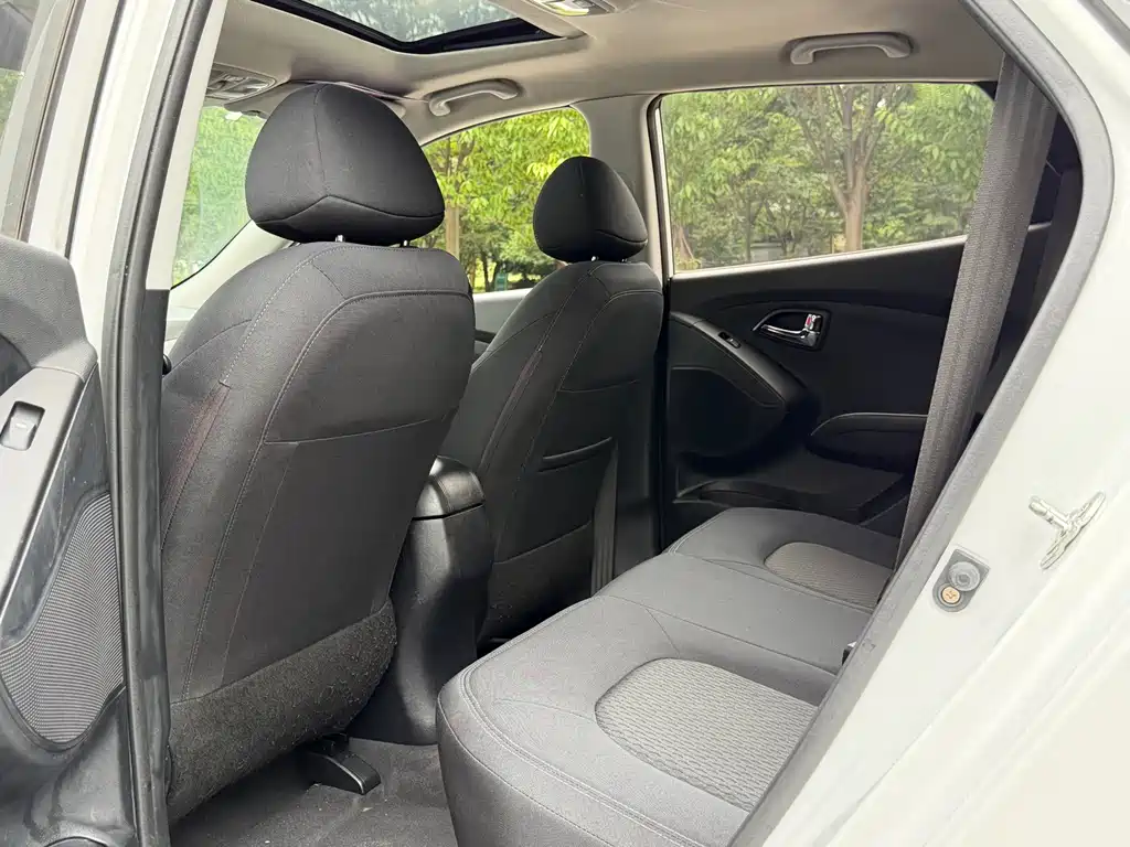 Hyundai ix35 — миниатюра 9