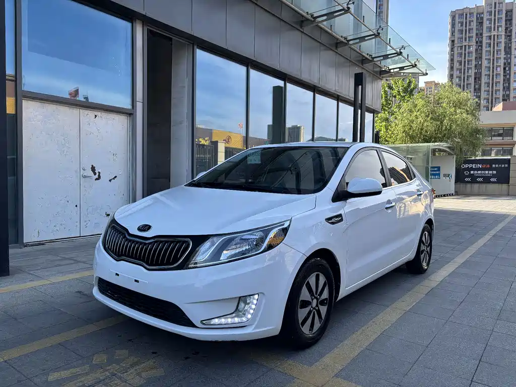 Kia K2 2015