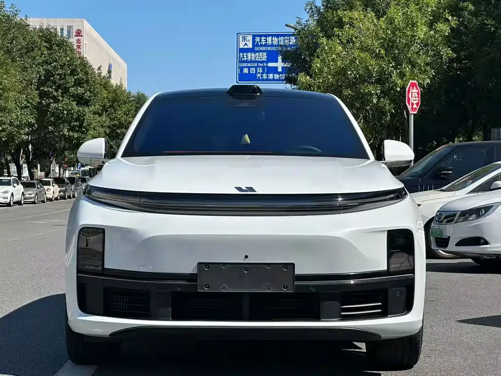 Li Auto Li L7 — миниатюра 2